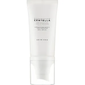 Rozświetlający krem przeciwsłoneczny SKIN1004 Tone Brightening Tone-Up Sunscreen SPF50+ PA++++, 50ml